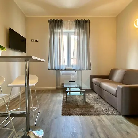 Gym Apartment *